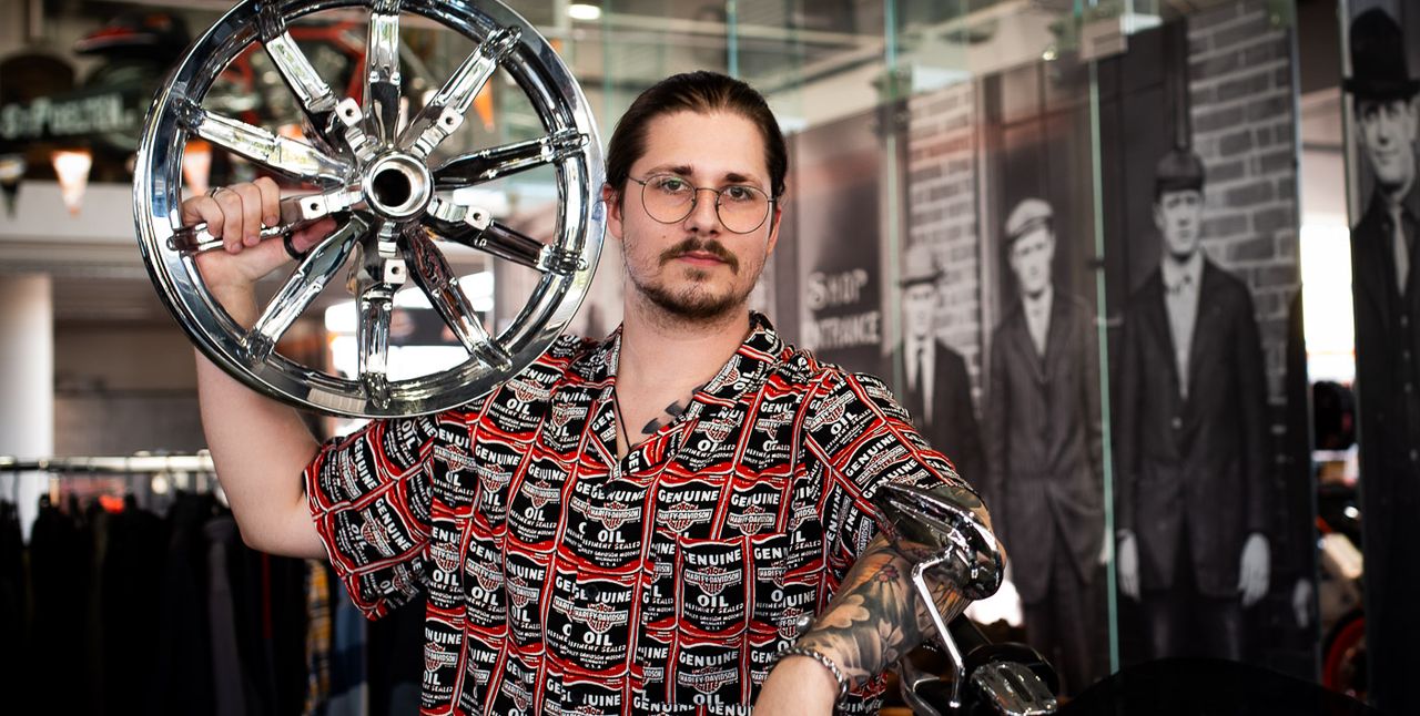 ERSATZTEILLAGER UND ZUBEHÖRVERKAUF